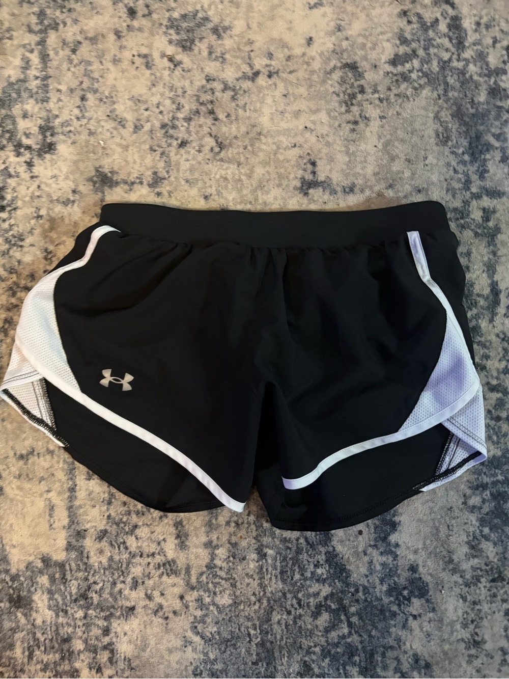 Under Armour Black and White Women's Athletic Shorts Size XS